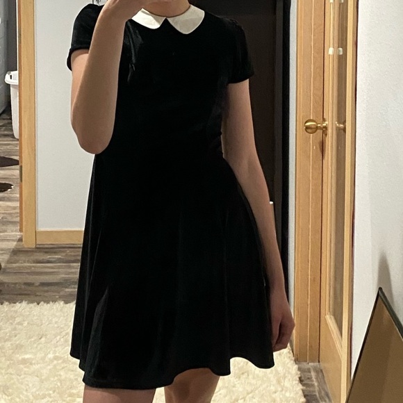 wednesday addams dress hot topic